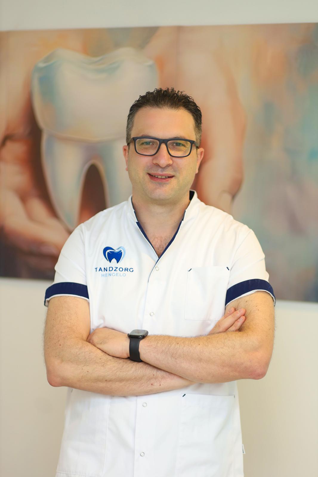 Firas (Al) Salloum, tandarts en praktijkhouder